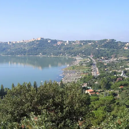 Villino Lory Frühstückspension Marino